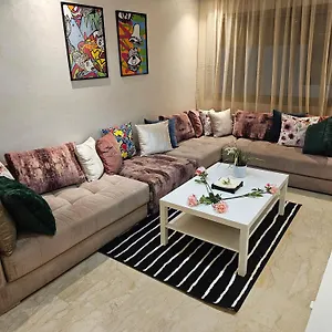 شقة Luxury Living 3 Bedroom With Garden Terrace And Private Balcony, الدار البيضاء